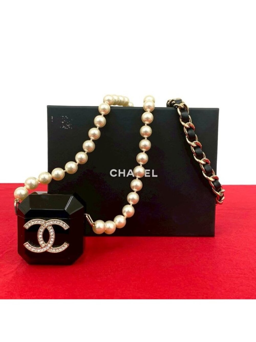 Chanel Airpodspro Necklace Case Chain Lambskin Faux 21BA